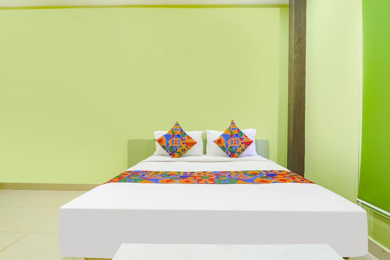 Fabexpress Airport Stay Inn - Nr Hyderabad International Airport, Shamshabad Екстериор снимка