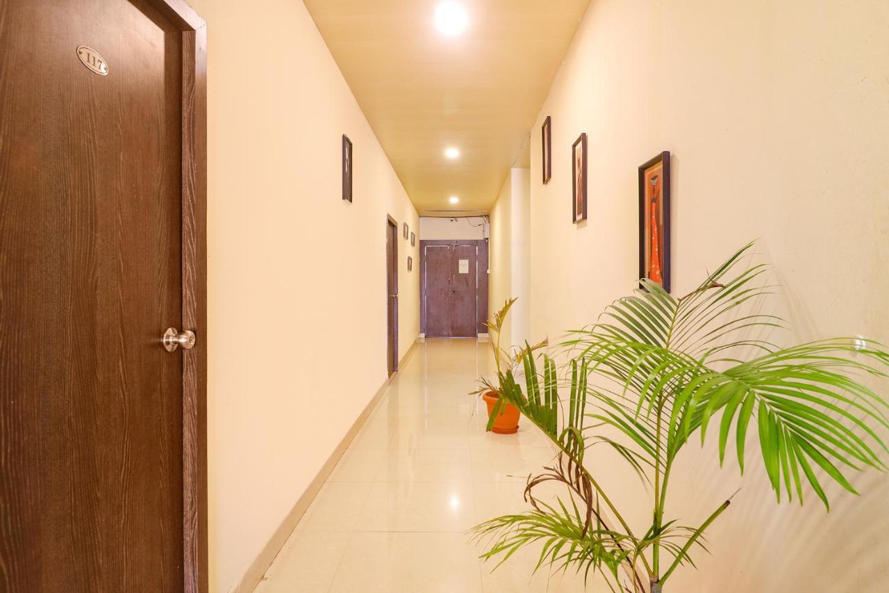 Fabexpress Airport Stay Inn - Nr Hyderabad International Airport, Shamshabad Екстериор снимка